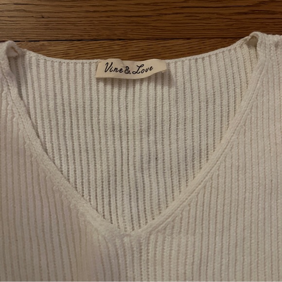 Vine & Love White and Green Striped Sweater - Picture 4 of 4